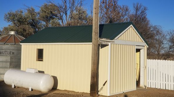 Montana Dream Property With Unlimited Options on 48+ Acres In Sidney: 12353 County Rd 348, Sidney, MT 59270